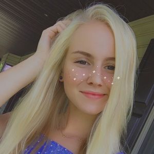 Meet your Posher, Catie